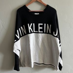 Calvin Klein Sweater